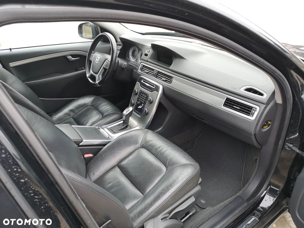 Volvo V70 2013 photo 5
