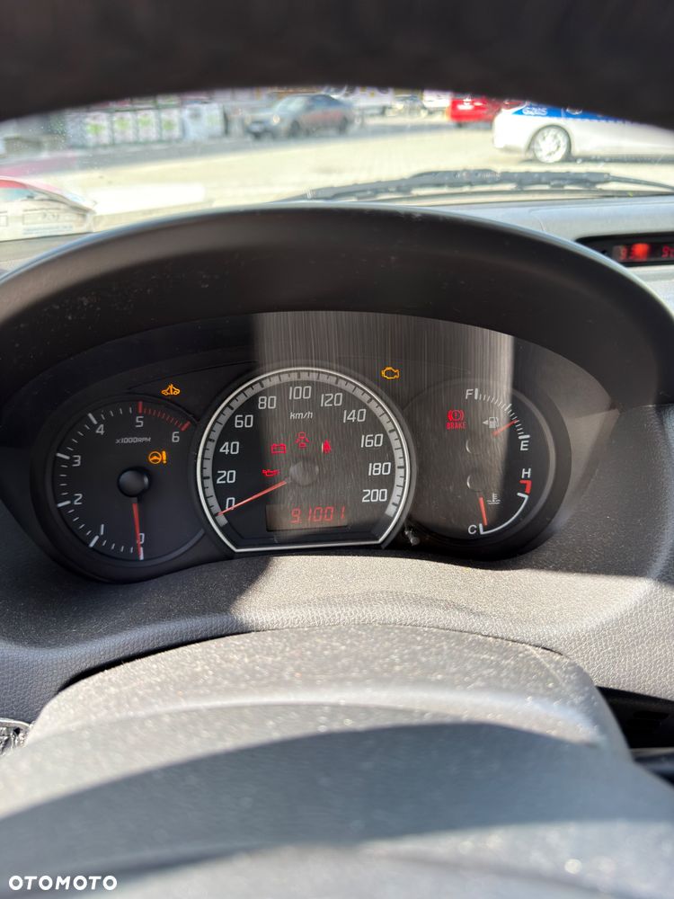 Suzuki Swift 1.3 DDiS Club - 13