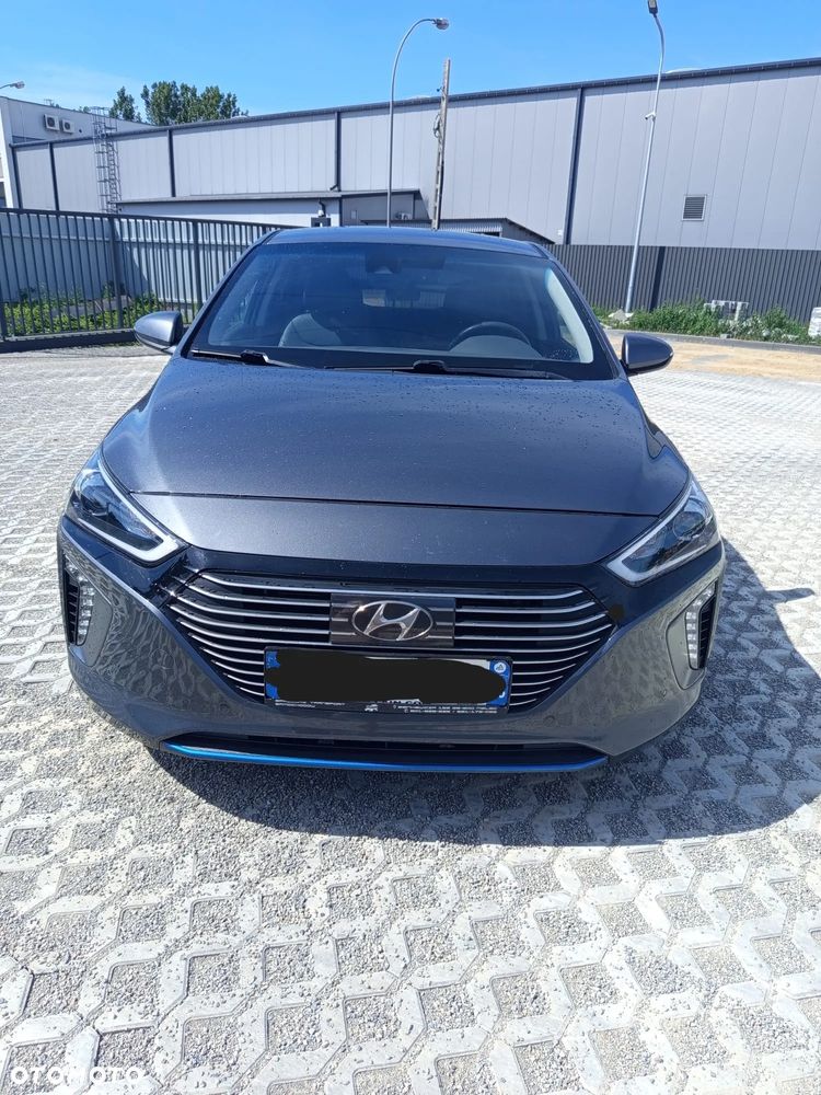 Hyundai IONIQ - 2