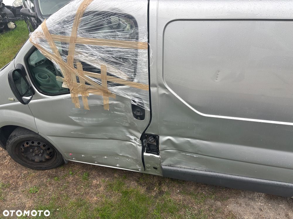 Opel vivaro - 17