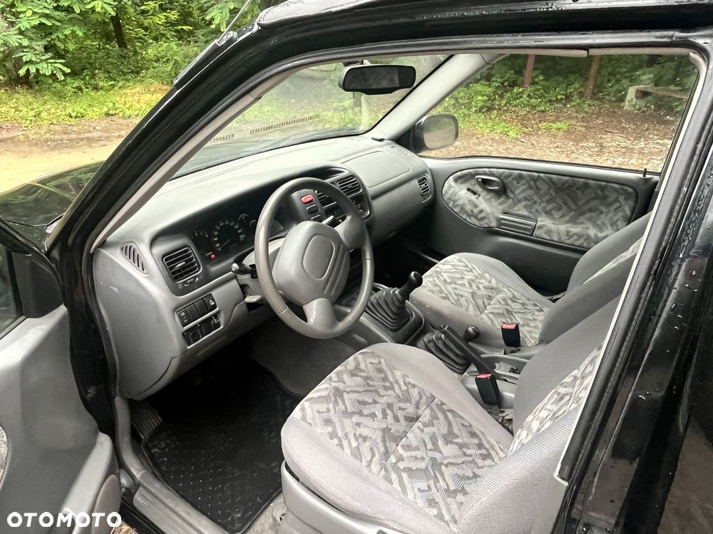 Suzuki Vitara - 6