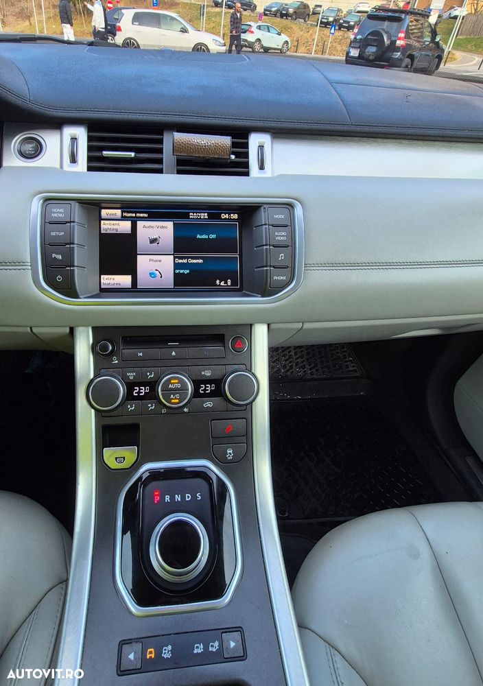 Land Rover Range Rover Evoque - 12