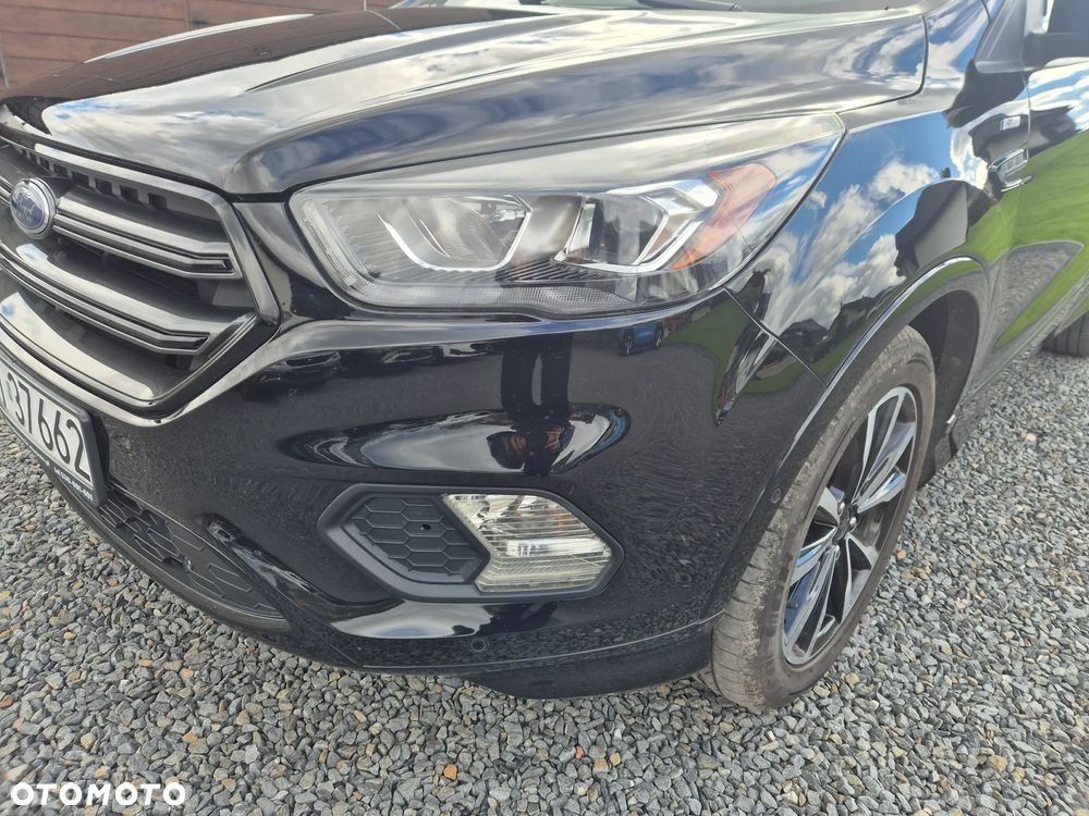 Ford Kuga 1.5 EcoBoost 2x4 ST-Line - 36