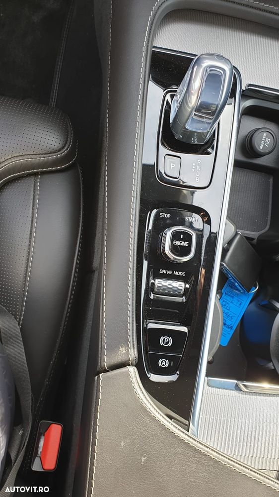 Volvo XC 90 T8 Twin Engine AWD Inscription - 4