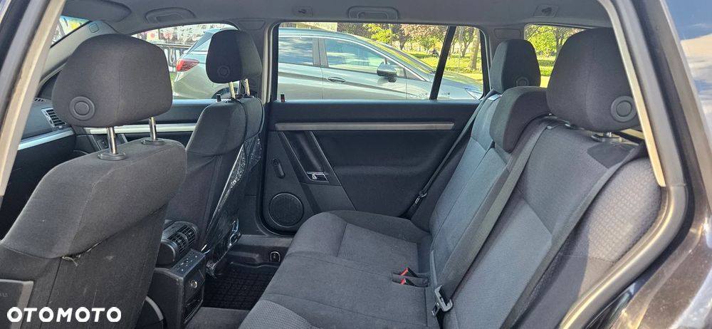 Opel Vectra 1.9 CDTI Cosmo - 9