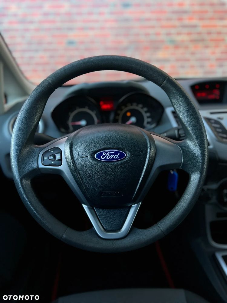 Ford Fiesta - 26