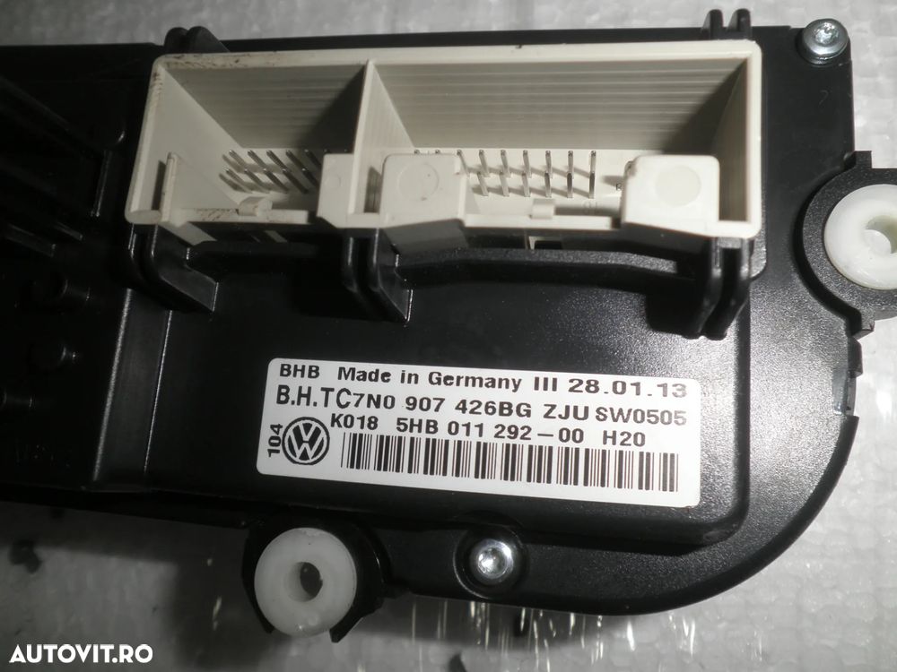 Panou comenzi clima / climatronic VW Passat B7 7N0907426BG - 3
