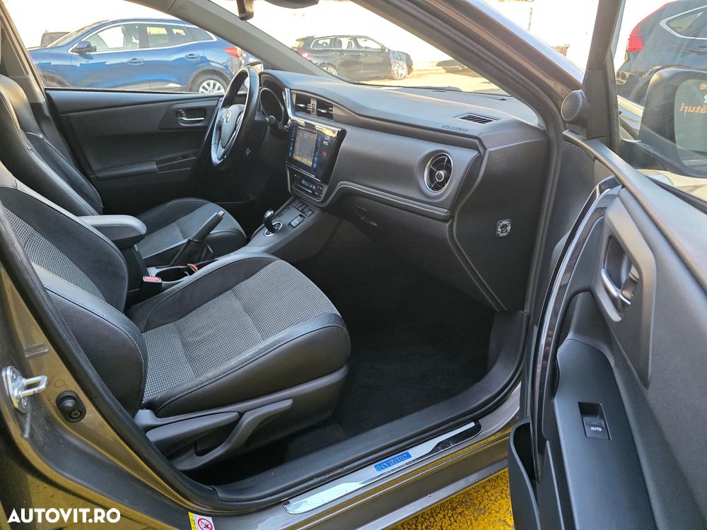 Toyota Auris 1.8 L VVT-i TS Hybrid Sol+ - 12