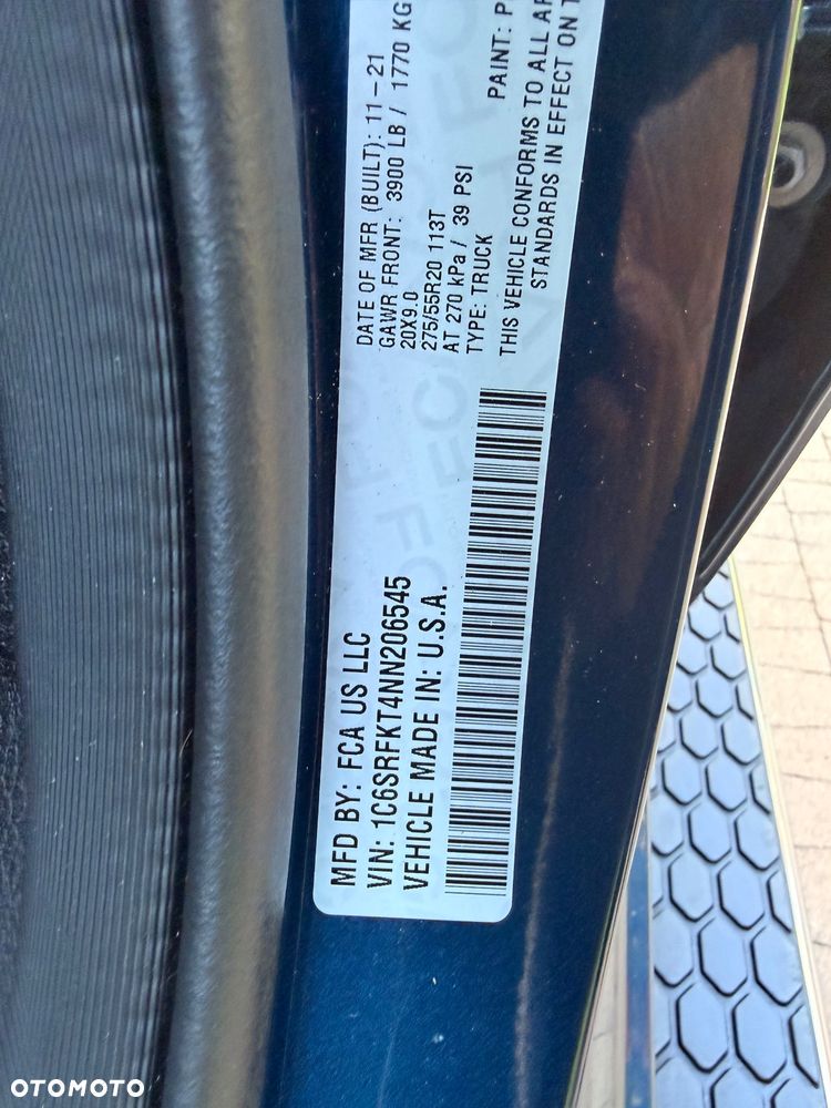 RAM 1500 Crew Cab Shortbed Longhorn - 27