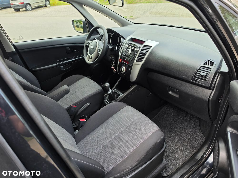 Kia Venga 1.4 CVVT Vision - 11
