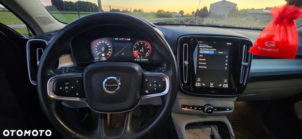 Volvo XC 40 T3 Inscription - 9