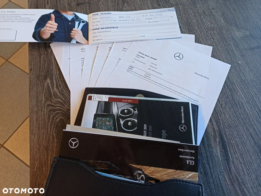 Mercedes-Benz GLA - 30