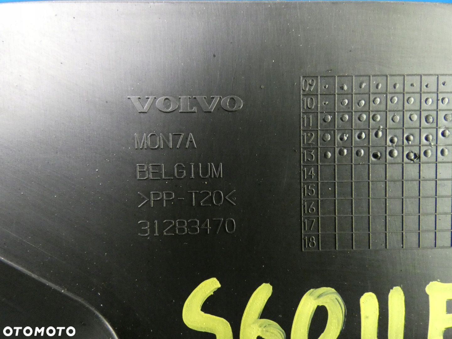 VOLVO S60 II V60 KIEROWNICA WLOT KANAŁ POWIETRZA - 2