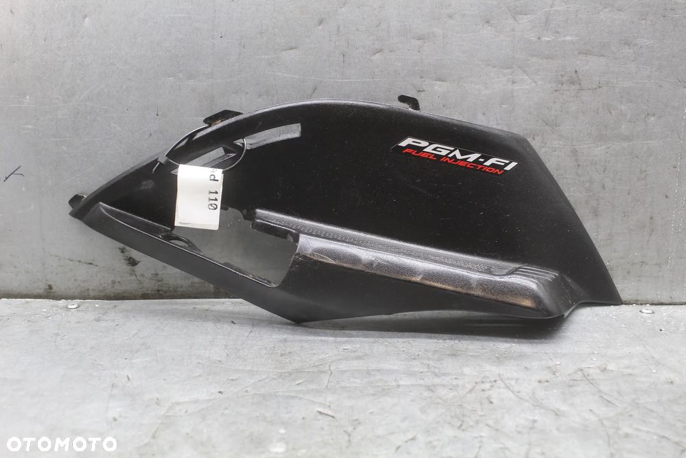Honda Lead 110 wypełnienie prawe owiewka - 1