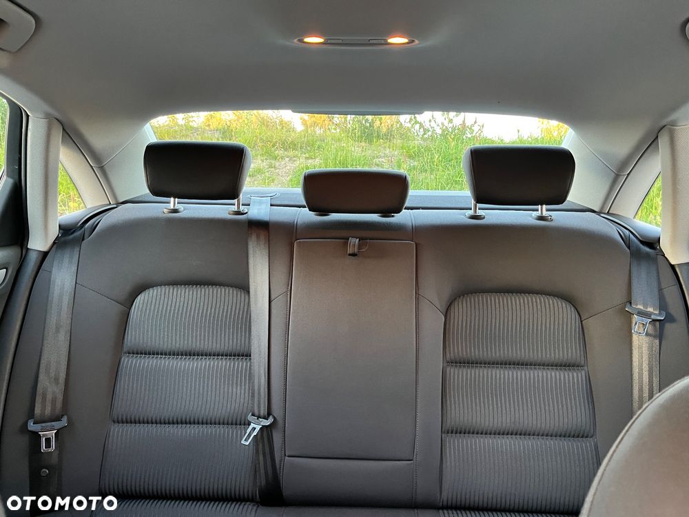 Audi A4 Limousine - 28