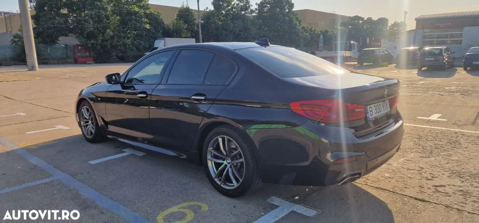 BMW Seria 5 520i AT - 11