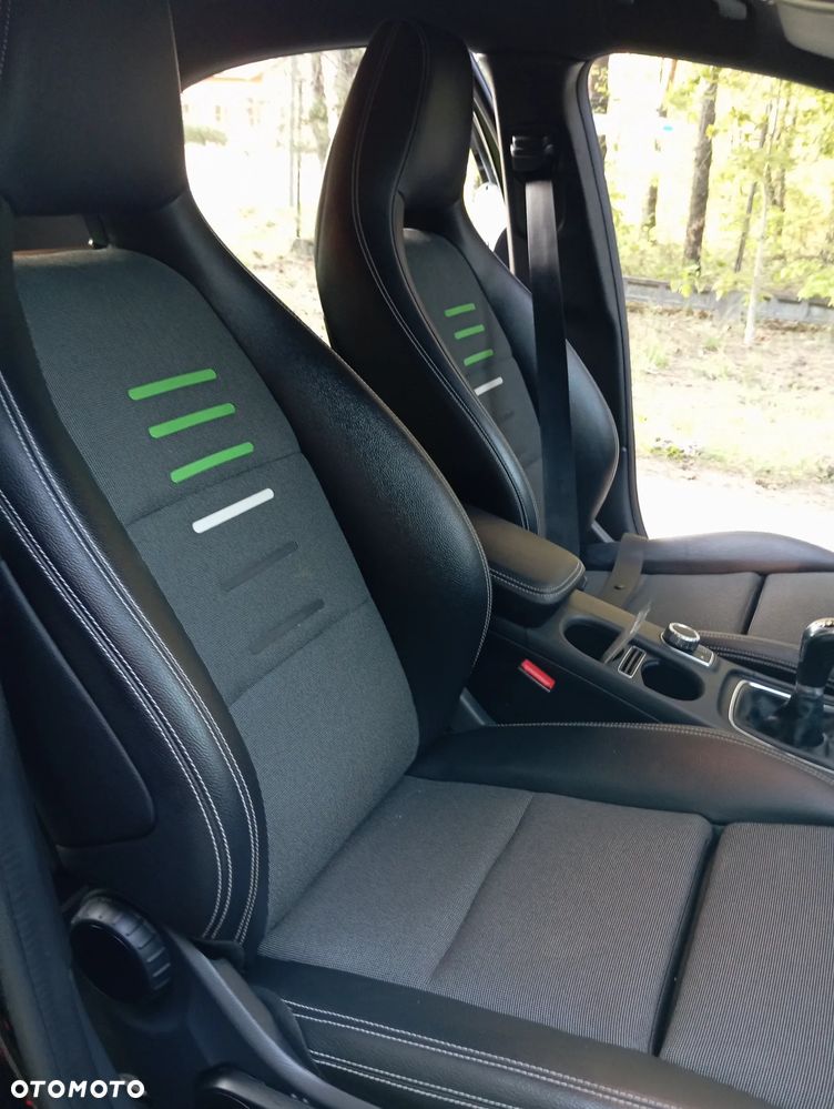 Mercedes-Benz Klasa A 180 CDI (BlueEFFICIENCY) - 13