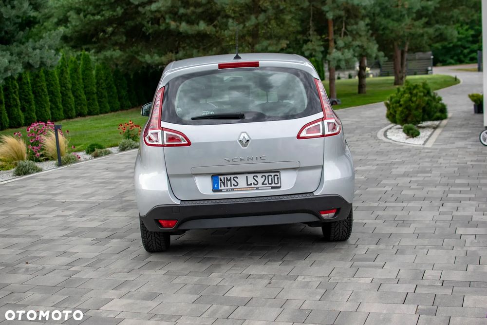 Renault Scenic - 25