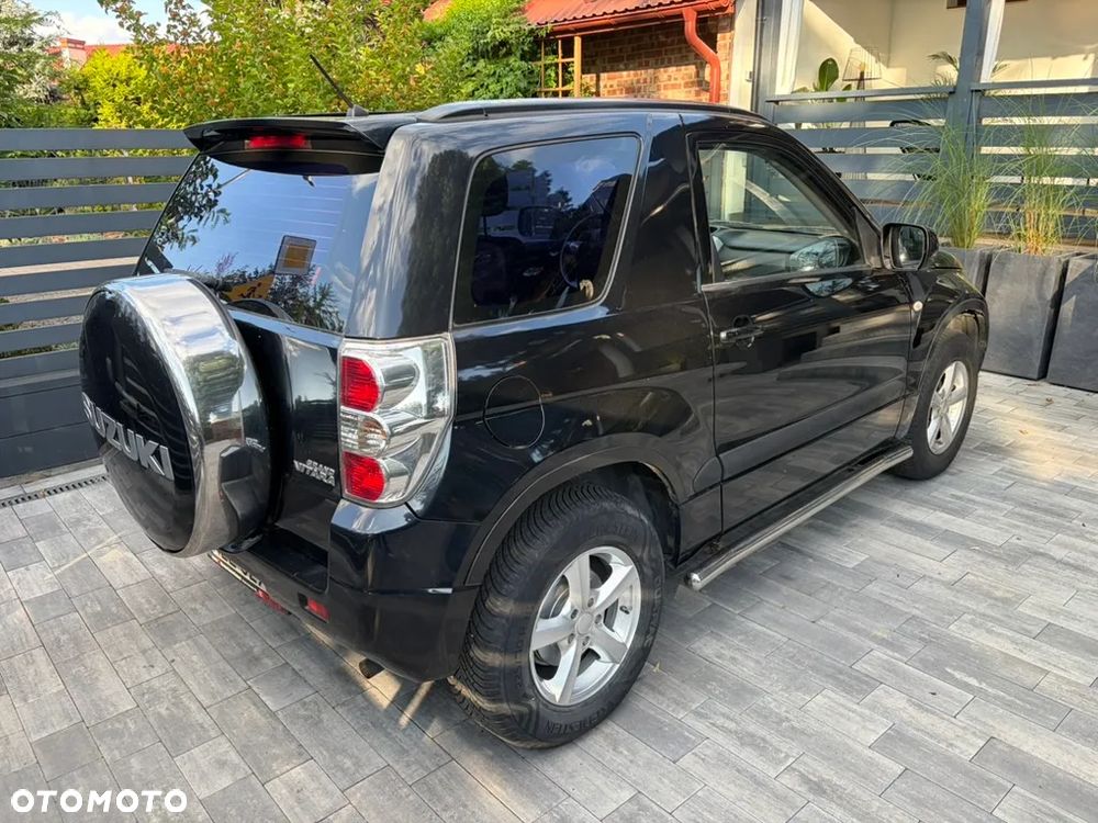 Suzuki Grand Vitara 1.6 - 10