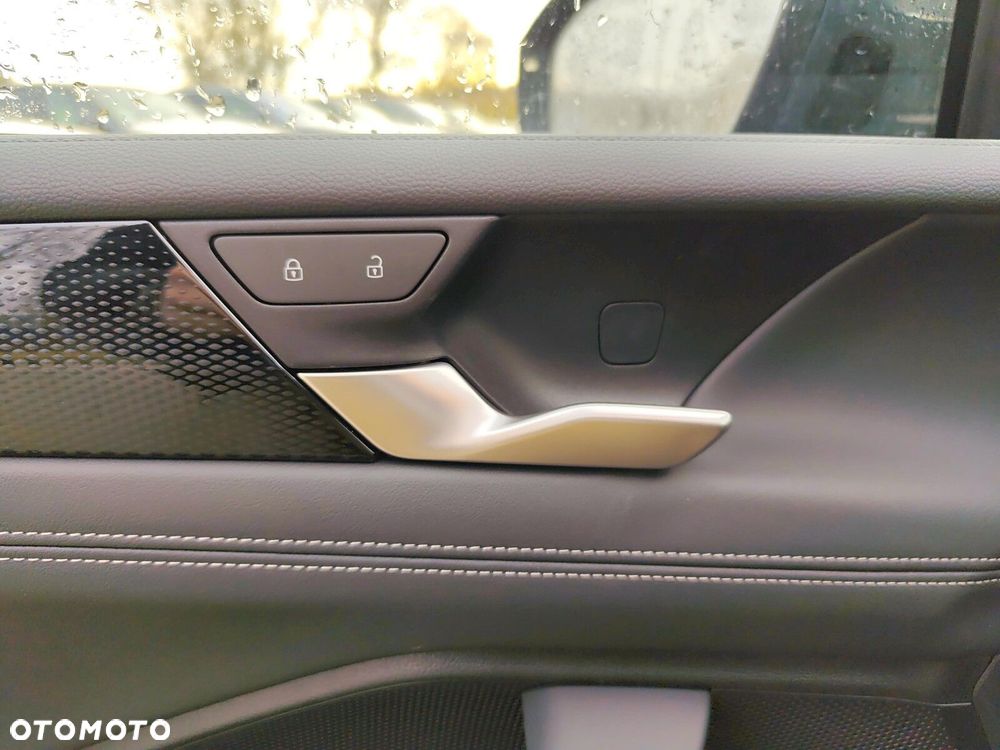 Volkswagen Tiguan - 24