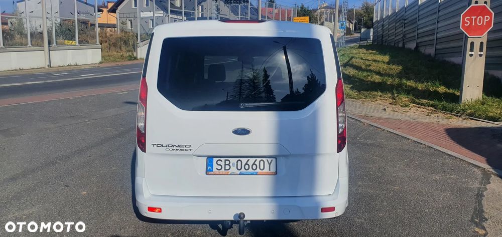 Ford Tourneo Connect Grand - 3