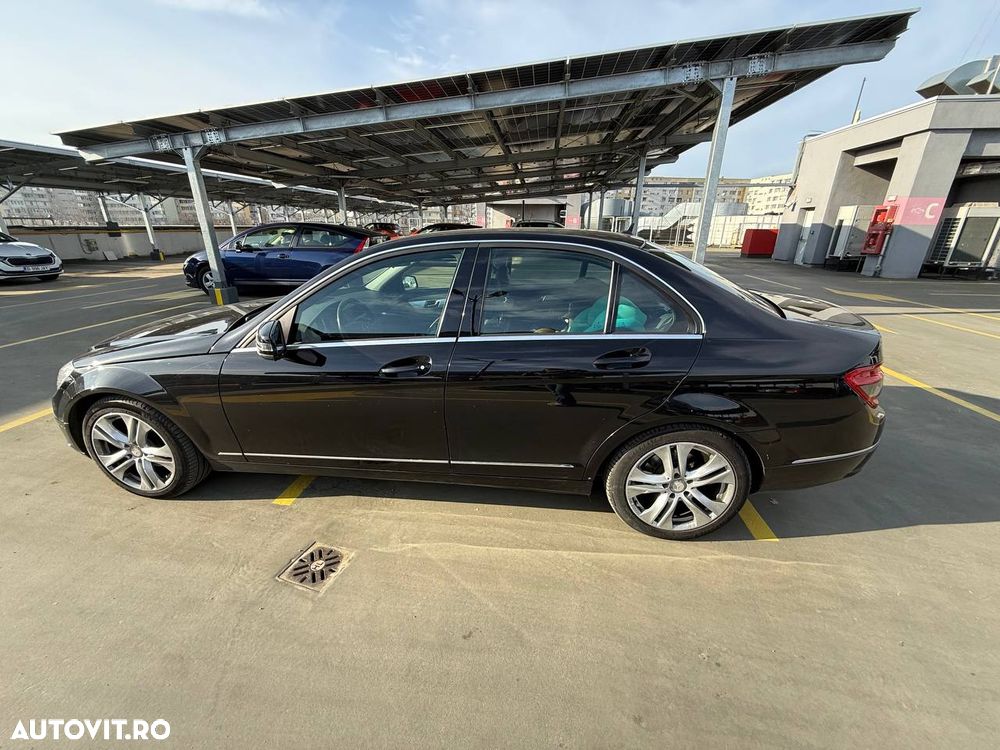 Mercedes-Benz C - 21