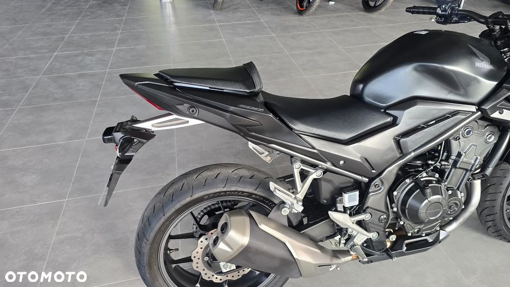 Honda Hornet - 25