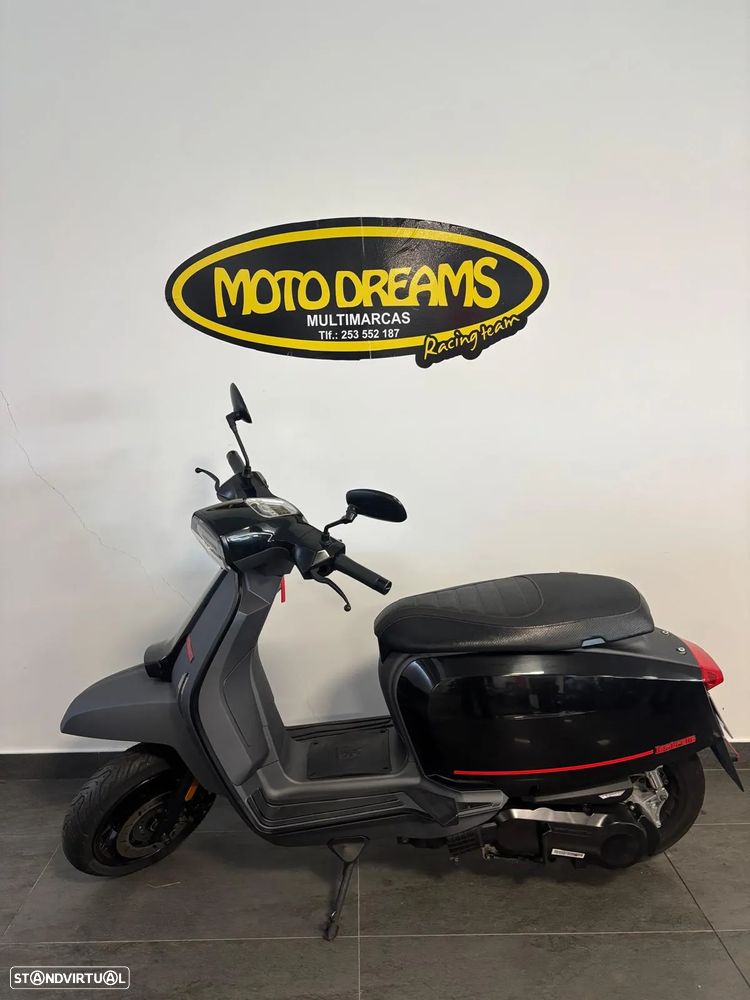 Lambretta V125 Special - 7