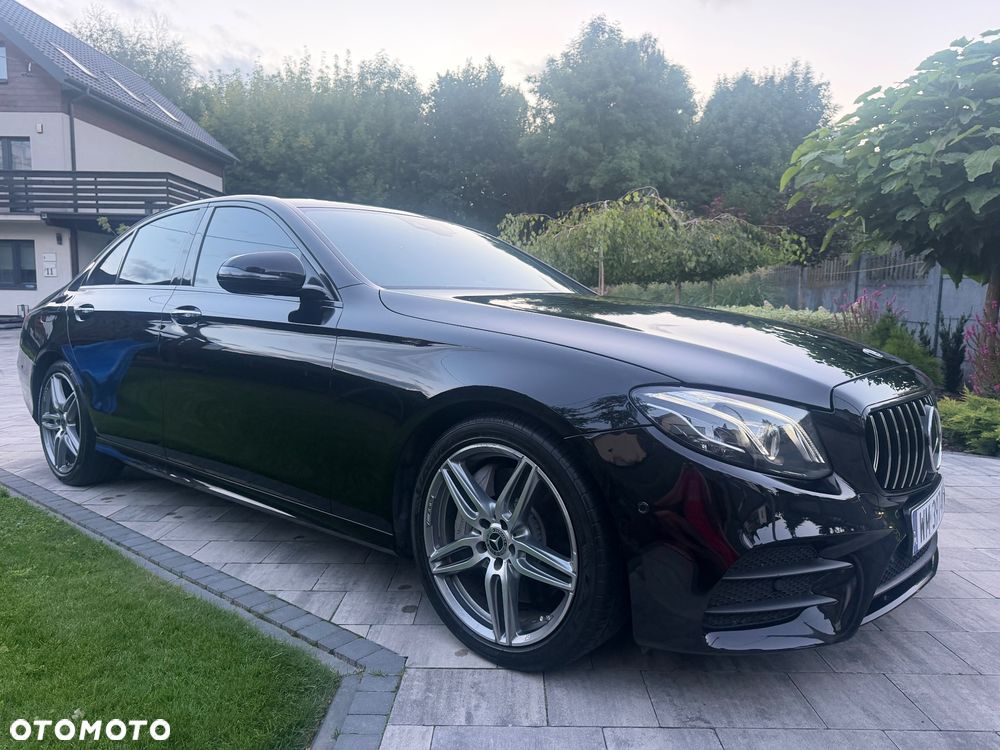 Mercedes-Benz Klasa E 300 9G-TRONIC - 2
