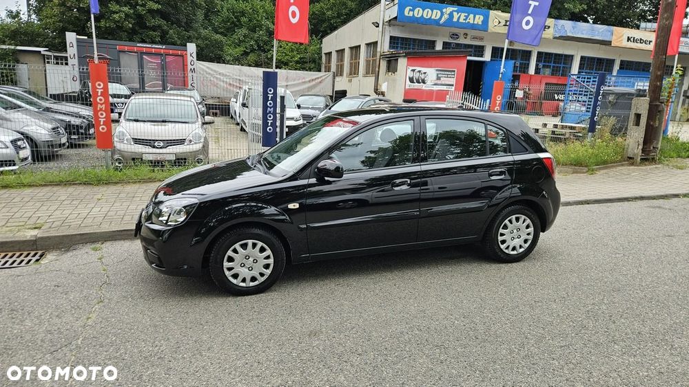 Kia Rio 1.4 Spirit - 2