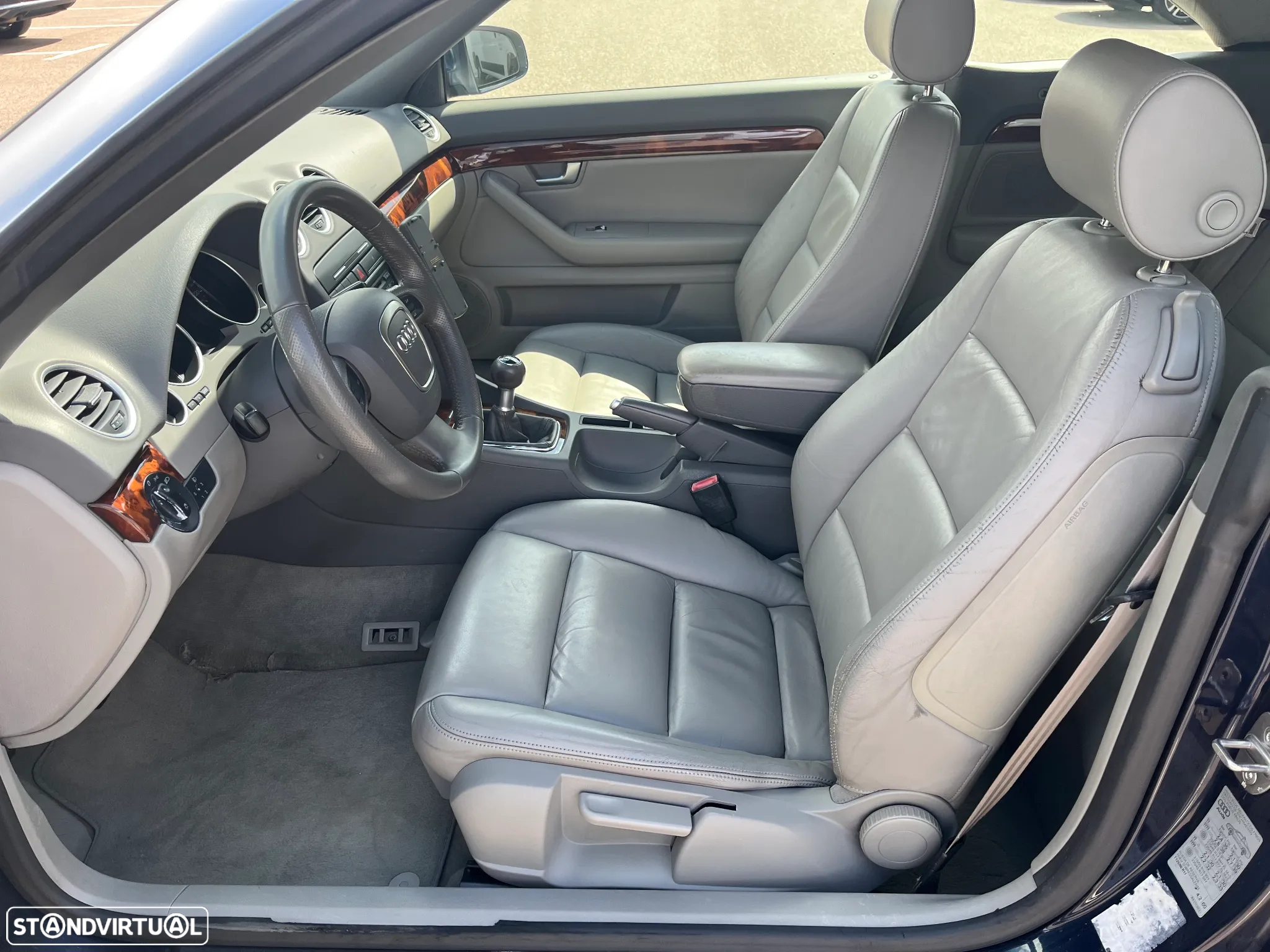 Audi A4 Cabrio 2.0 TDi Sport - 28