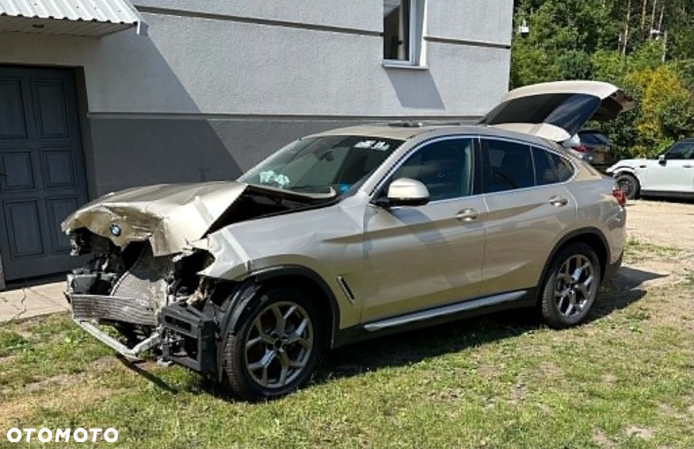BMW X4 xDrive30i xLine - 6