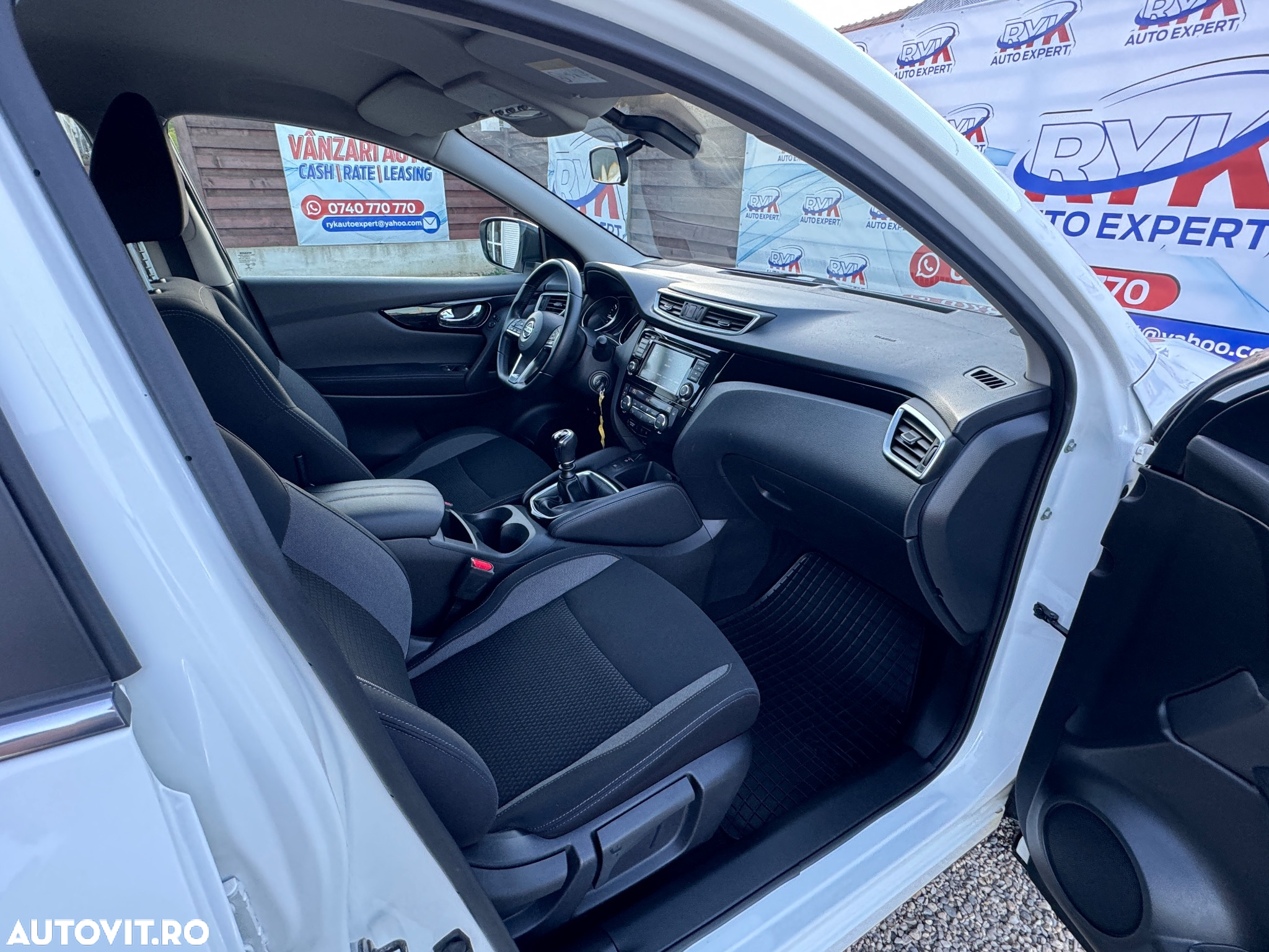 Nissan Qashqai 1.5 DCI N-CONNECTA - 15