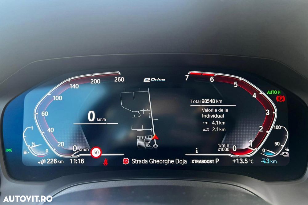 BMW Seria 3 330e xDrive Aut. - 15