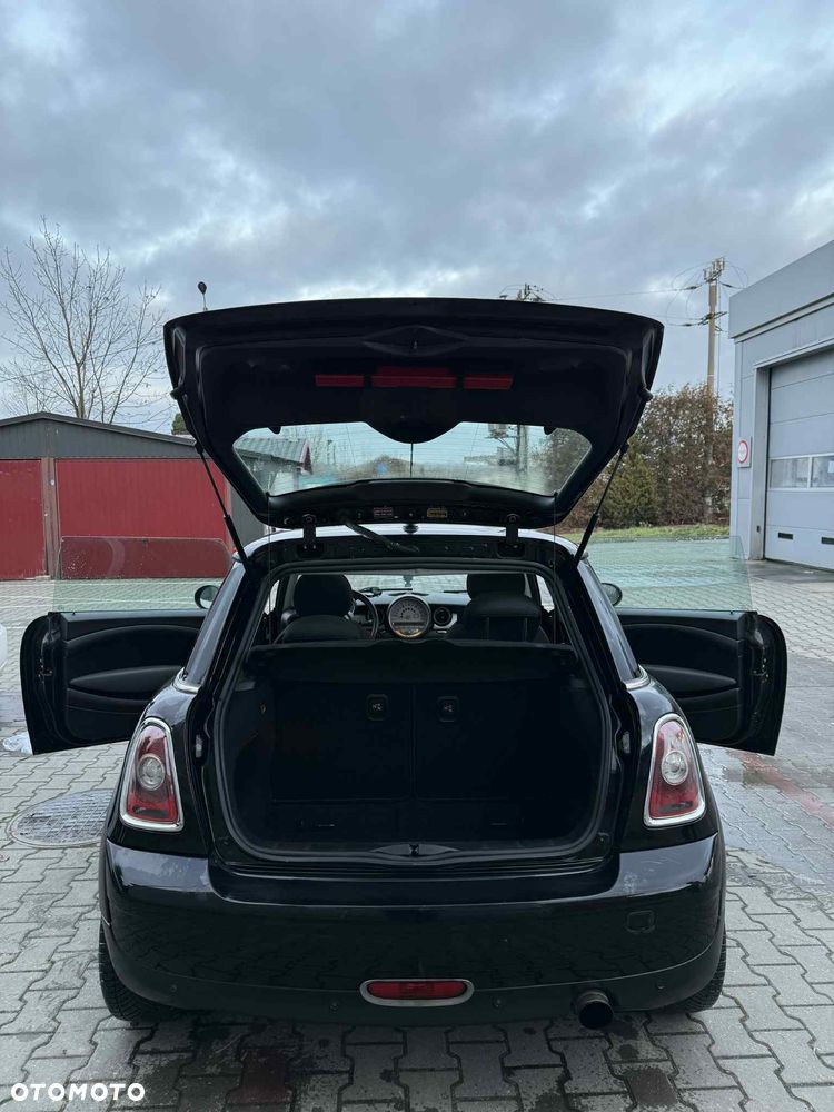 MINI Cooper Standard - 9