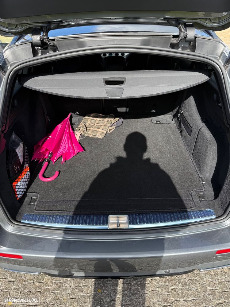 Mercedes-Benz E 220 d AMG - 26