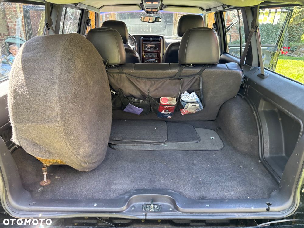 Jeep Cherokee - 12