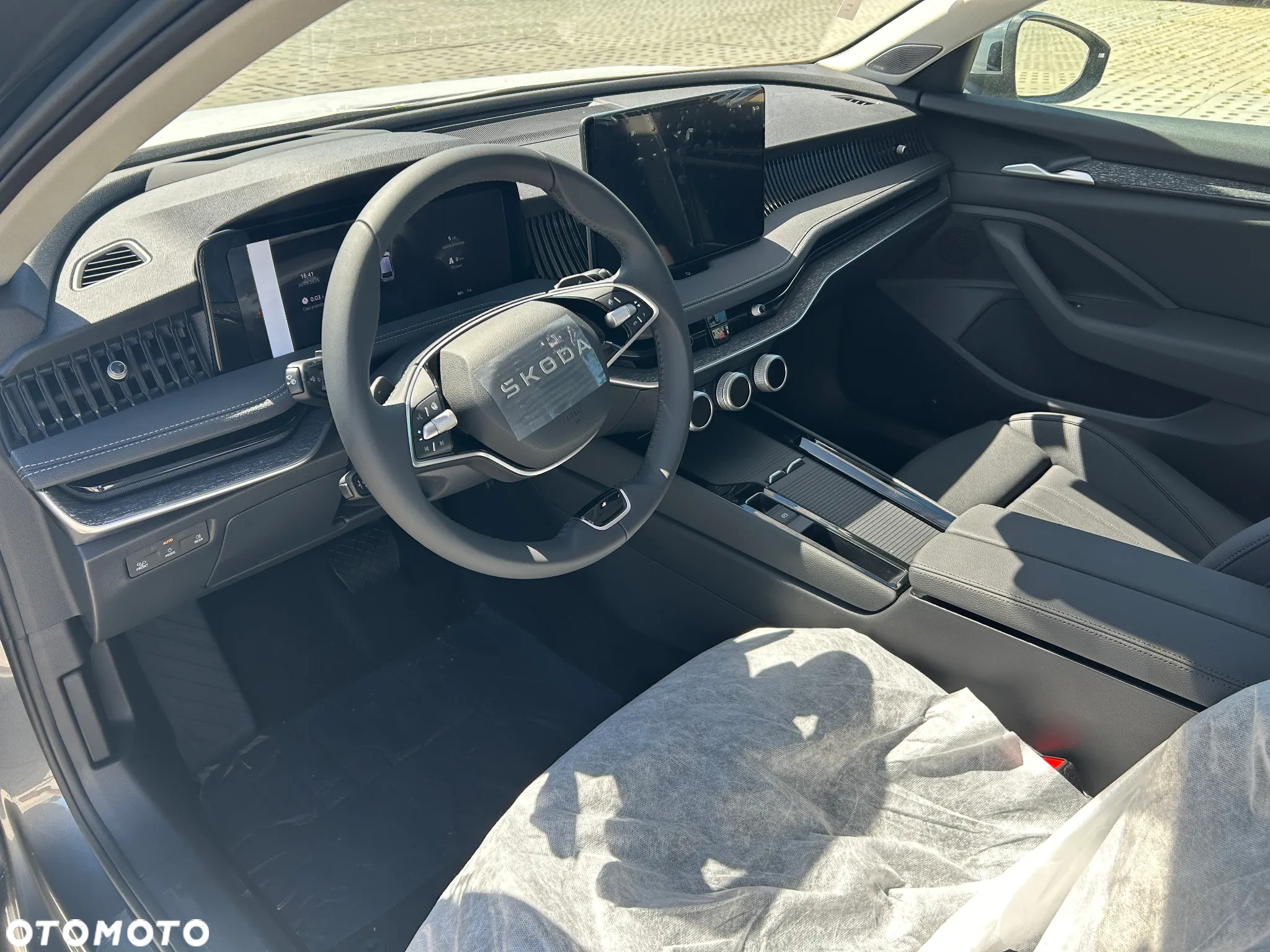 Skoda Superb 1.5 TSI Plug-in Hybrid Edition 130 DSG - 17