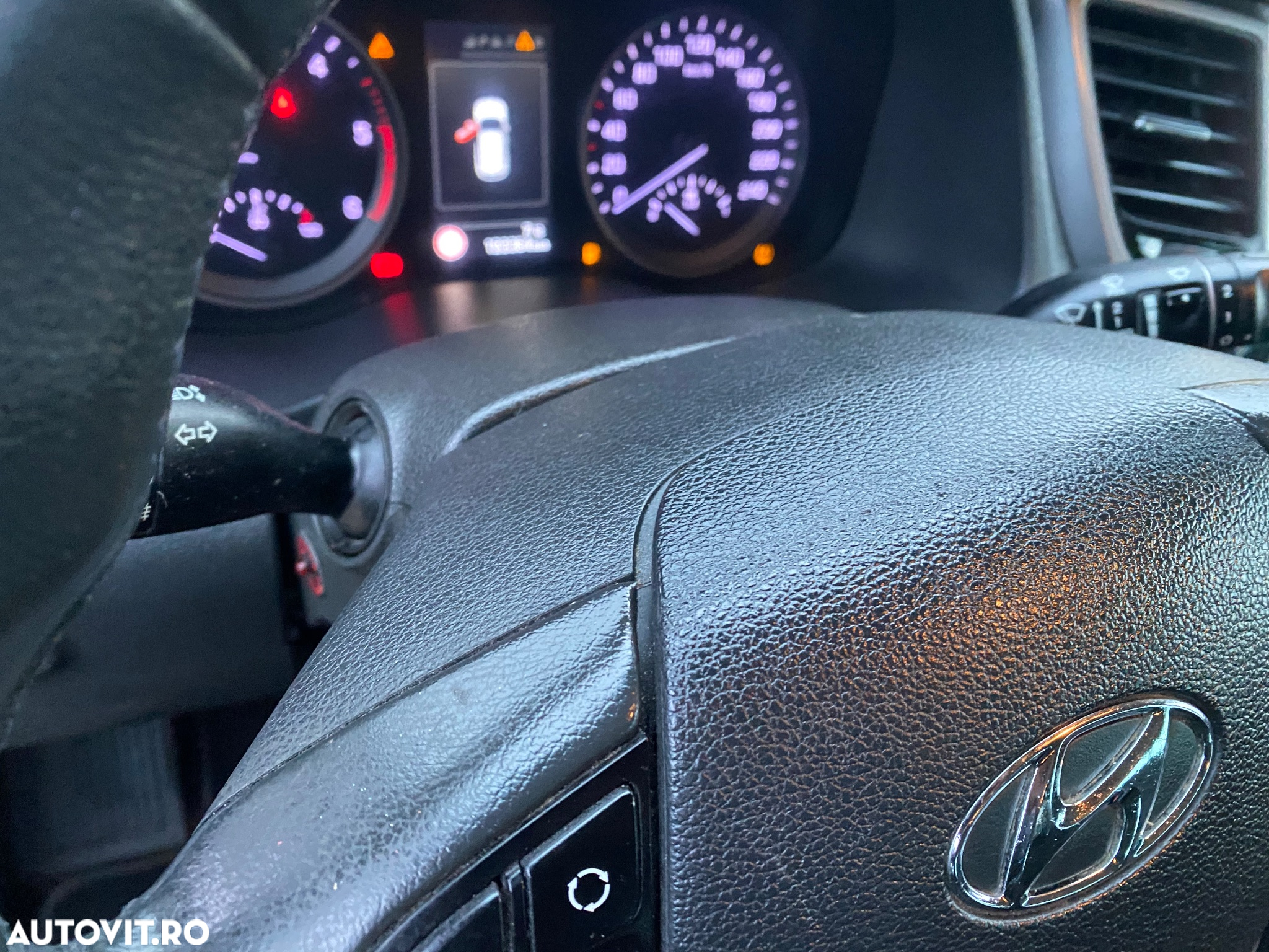 Hyundai Tucson - 8