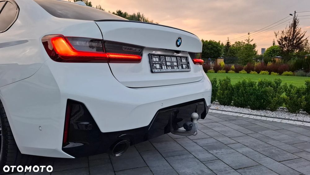 BMW Seria 3 320d xDrive mHEV M Sport - 16