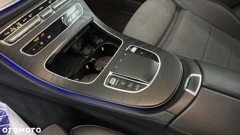 Mercedes-Benz Klasa E 220 d 4-Matic AMG - 16