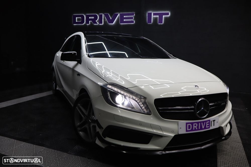 Mercedes-Benz A 45 AMG 4Matic Speedshift 7G-DCT - 4