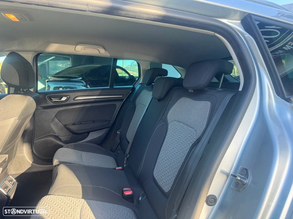 Renault Mégane Sport Tourer 1.5 Blue dCi Limited - 14