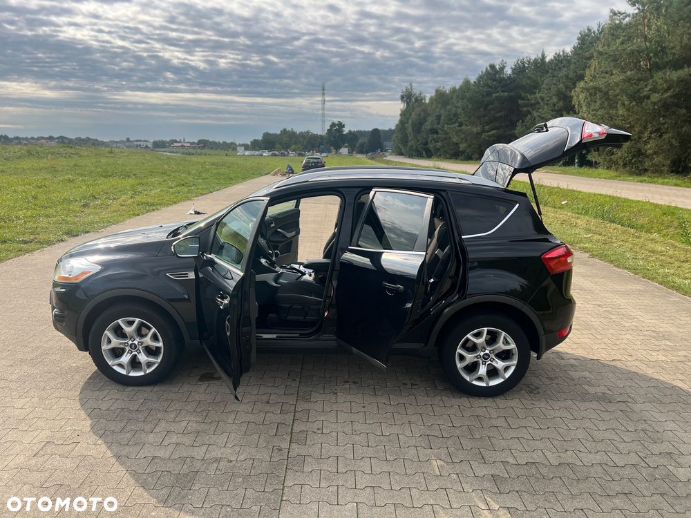 Ford Kuga 2.0 TDCi 2x4 Champions Edition - 17