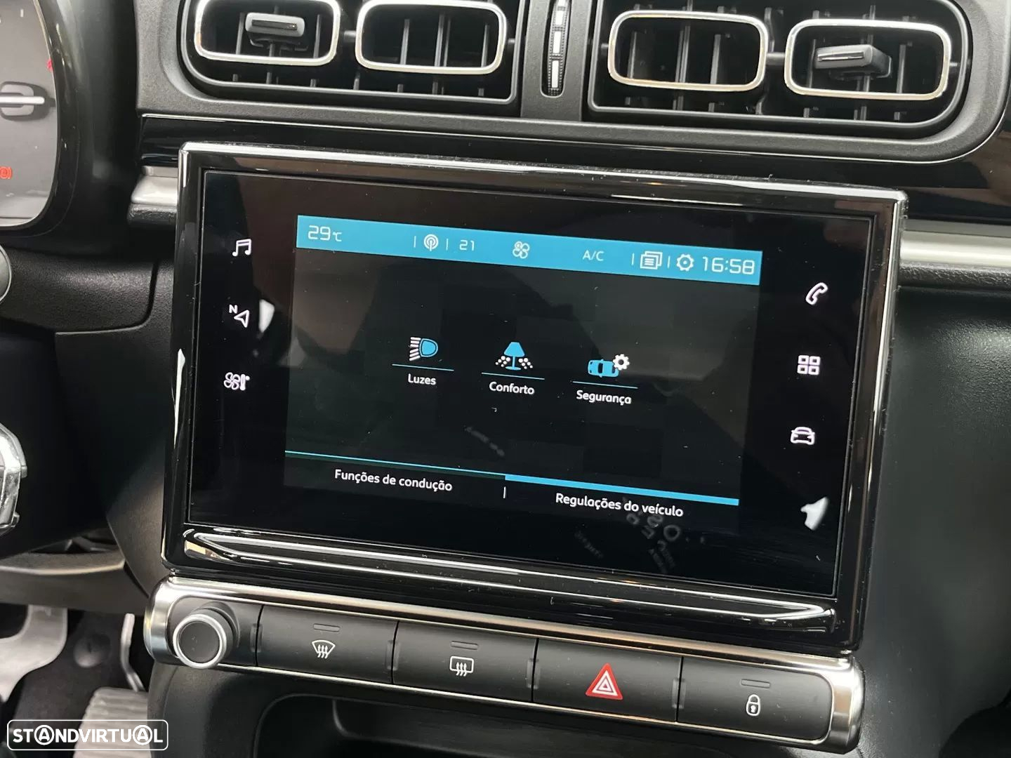 Citroën C3 1.2 PureTech Shine - 18