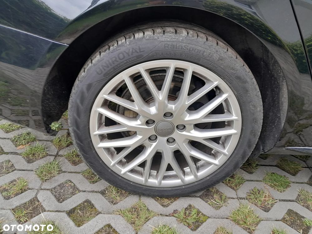 Audi A4 Avant 2.0 TDI DPF multitronic S line Sportpaket - 12