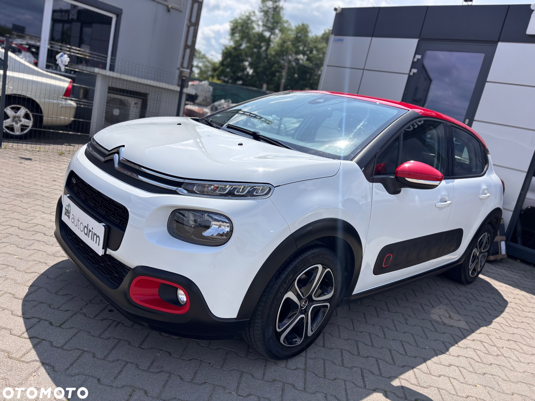 Citroën C3 1.2 PureTech Shine - 6