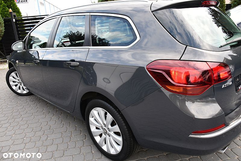 Opel Astra 1.4 Turbo Cosmo - 30