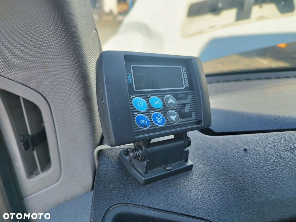 KONTENER IZOTERMA CHŁODNIA AGREGAT ZANOTTI S20 387CM X 203CM X 220CM - 13