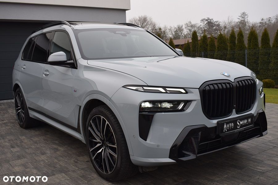 BMW X7 xDrive40d mHEV Individual Edition sport - 34